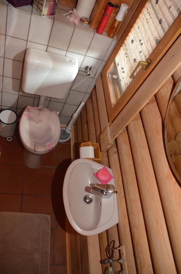 Ferienwohnung Blockhaus Juka Vinningen Exterior foto